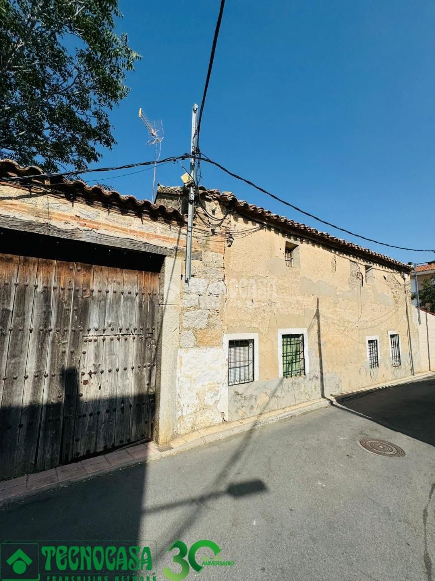 Casa adosada en venda