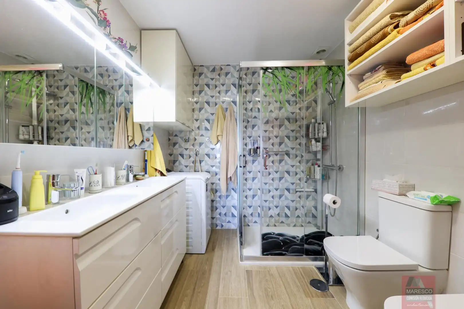 Bathroom of Apartments for sale in Málaga  with Air Conditioner, Heating and Terrace