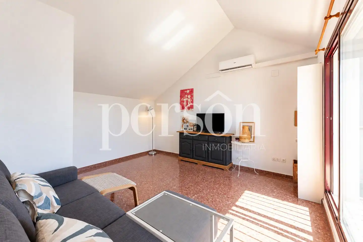 Wohnzimmer von Maisonette zur Miete in Manises mit Klimaanlage, Terrasse und Möbliert