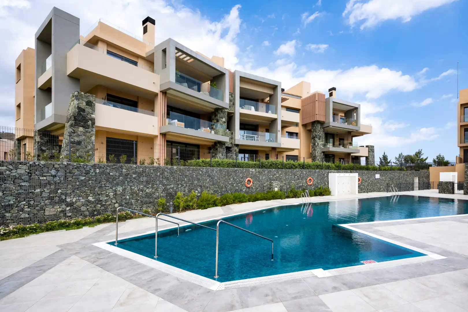 Apartament amb piscina en venda a Benahavís pueblo, imagen 36