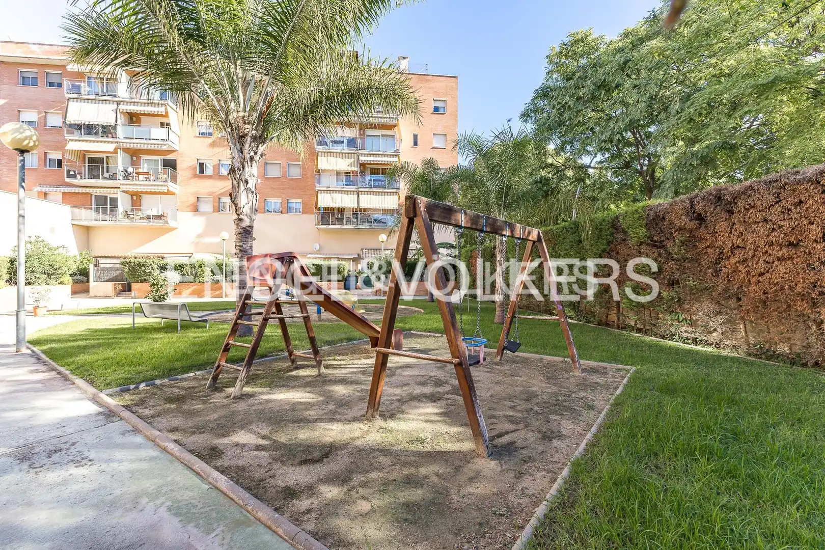 Vista exterior de Dúplex en venta en Castelldefels con Aire acondicionado, Calefacción y Parquet