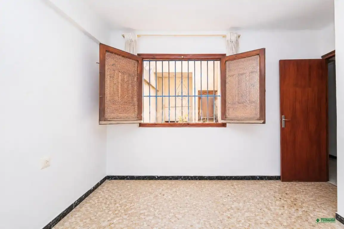 Casa aparellada amb terrassa en venda a Vera Ciudad, imagen 8