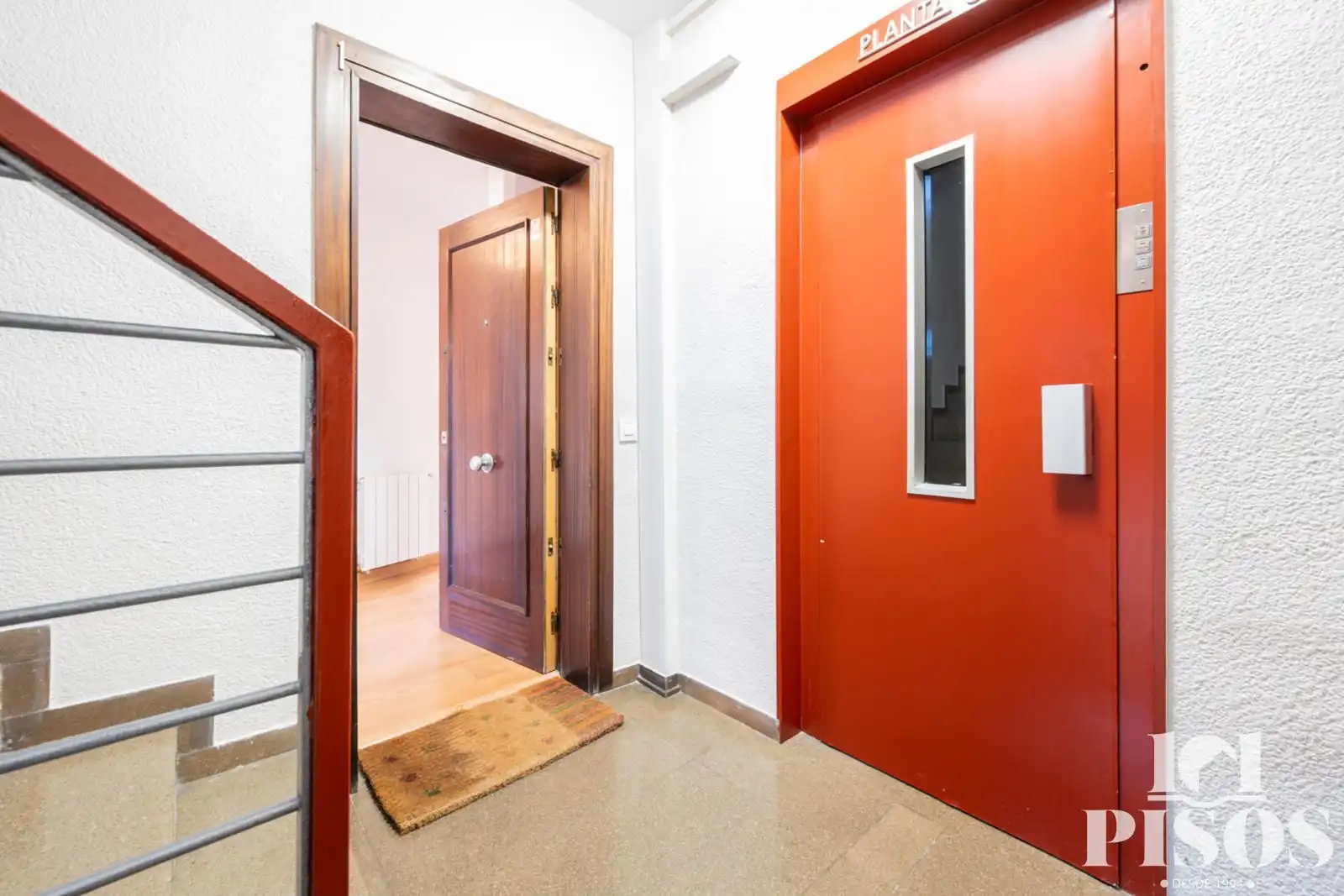 Piso de alquiler en Sant Cugat del Vallès con Calefacción, Parquet y Terraza