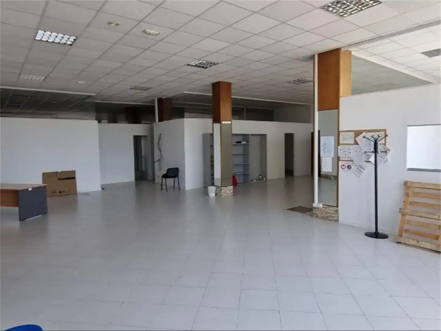 Fabrikhallen zur Miete in Arzúa