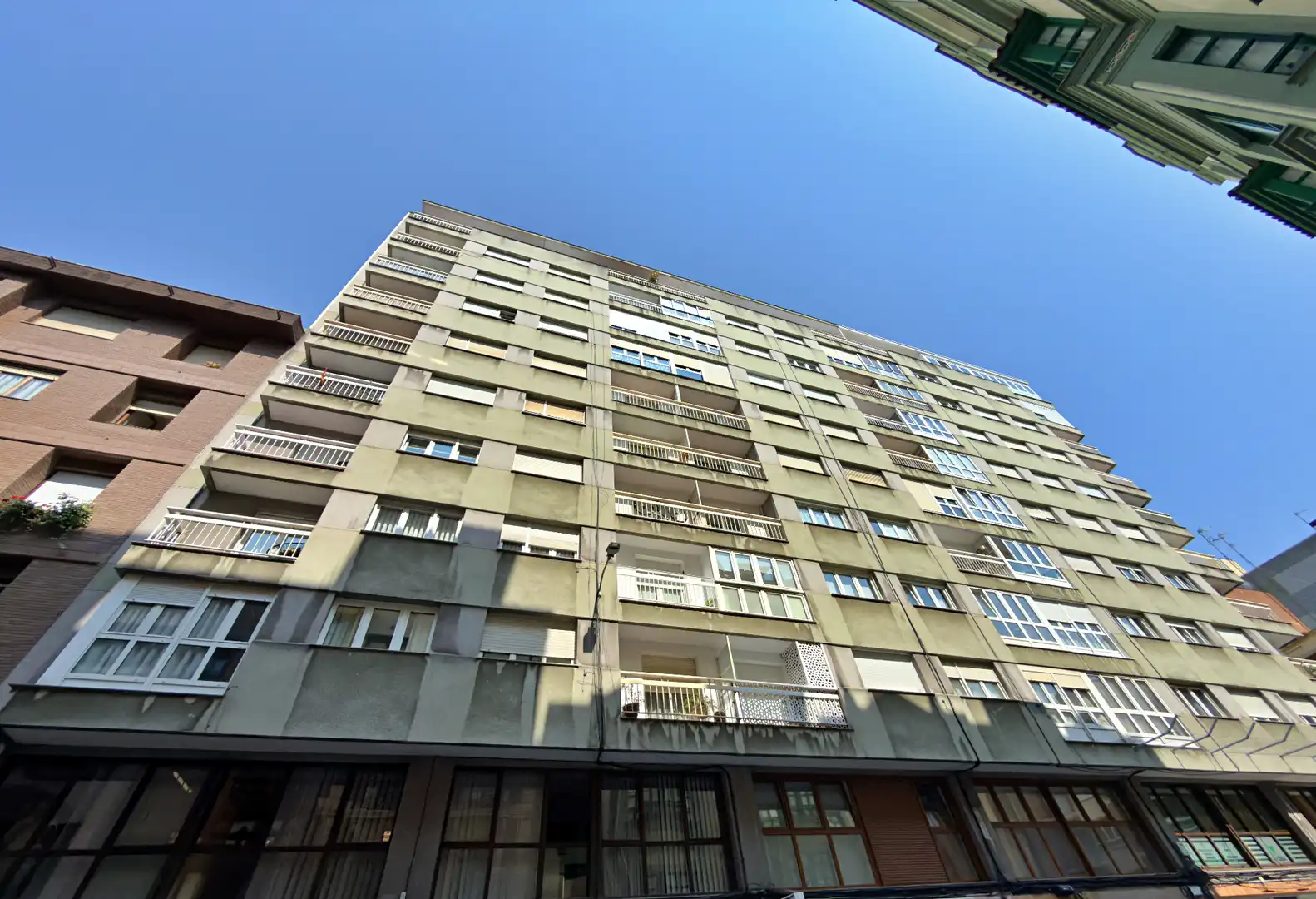 Vista exterior de Pis en venda en Gijón  amb Calefacció, Parquet i Terrassa