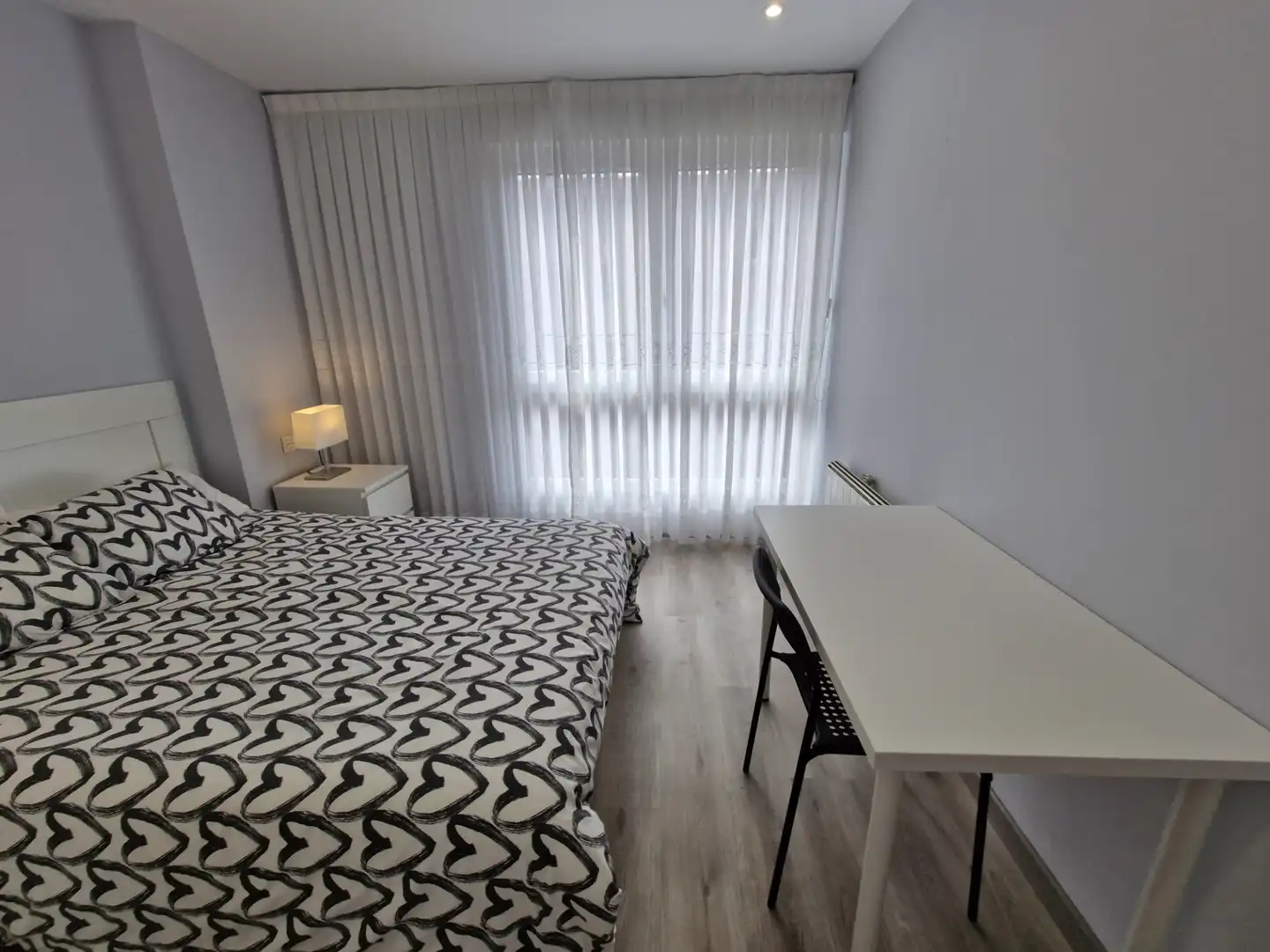 Bedroom of Flat for rent in Bilbao   with Heating, Furnished and Oven