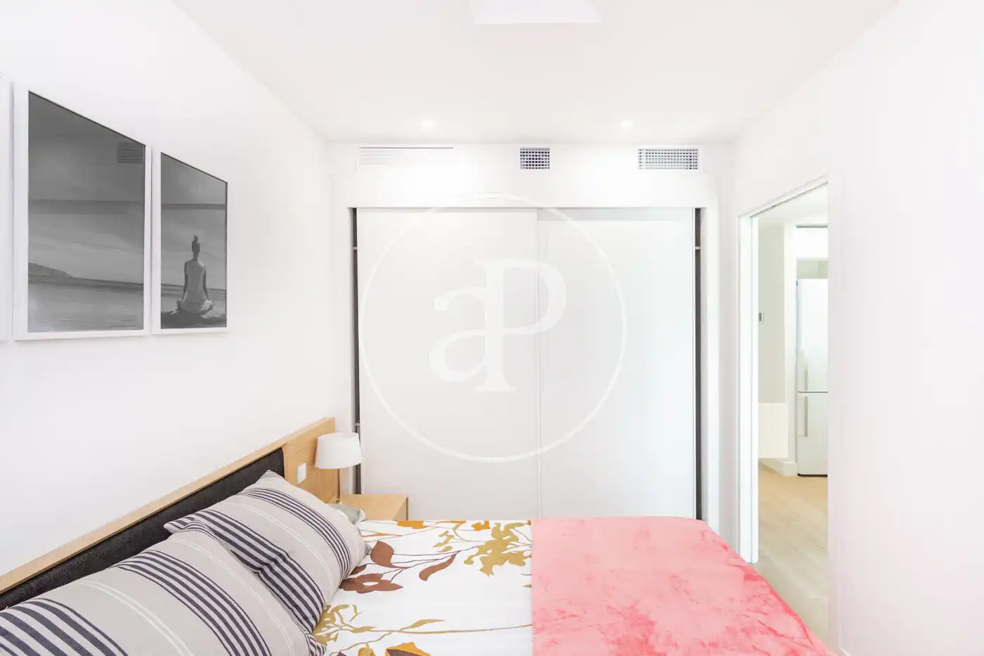 Schlafzimmer von Wohnung zur Miete in Madrid mit Klimaanlage, Heizung und Privatgarten