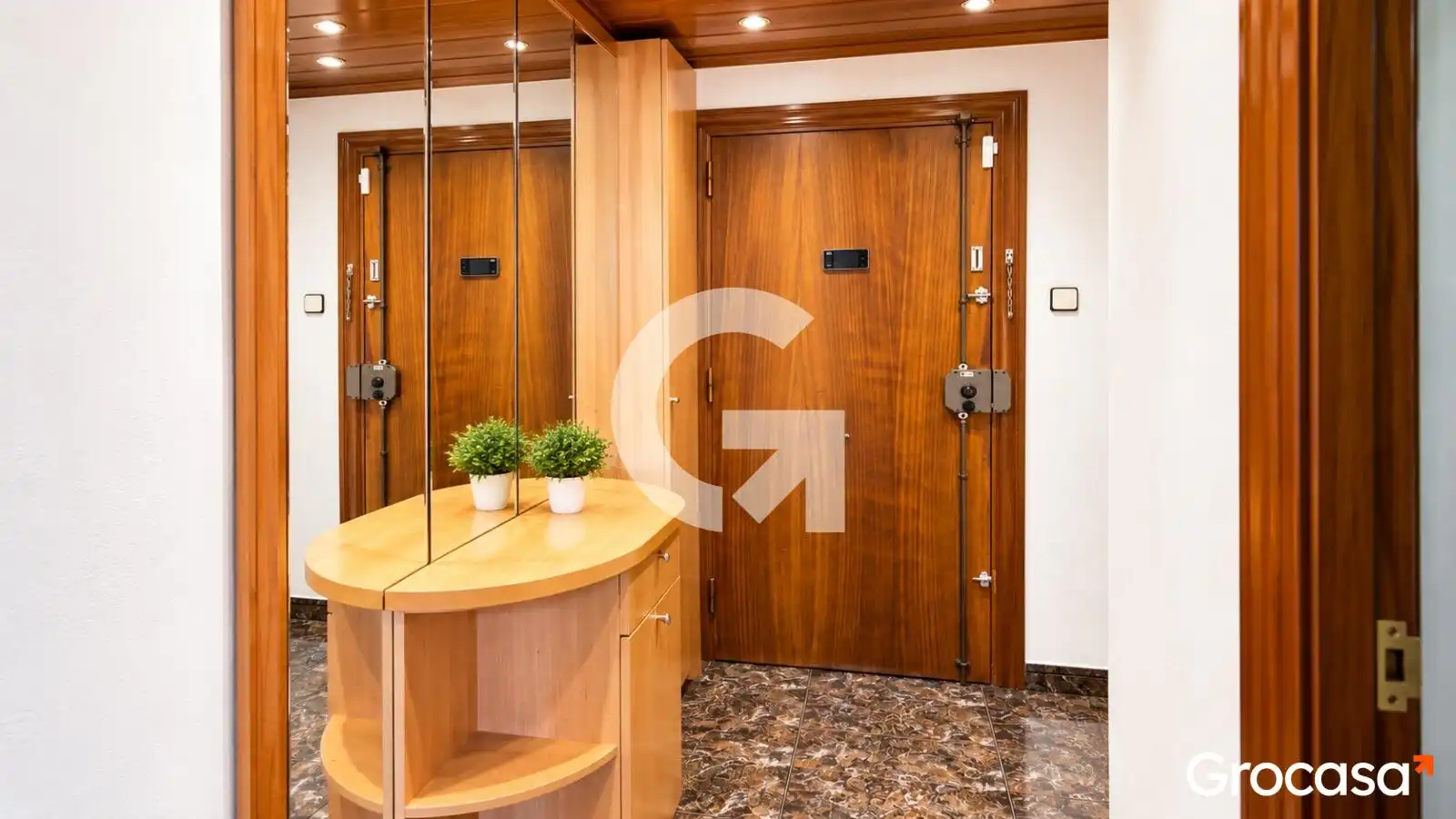 Piso con ascensor en venta en CL EUROPA