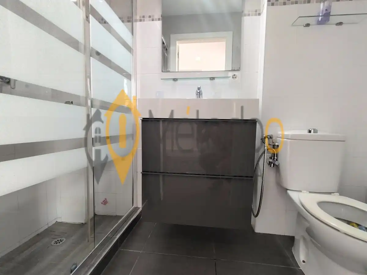 Baño de Casa adosada en venta en La Rinconada con Aire acondicionado, Terraza y Trastero