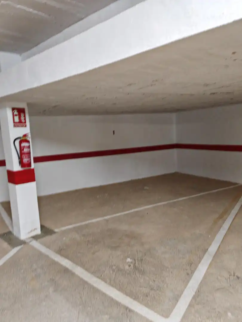 Aparcamiento en venta en Los Narejos - Punta Calera