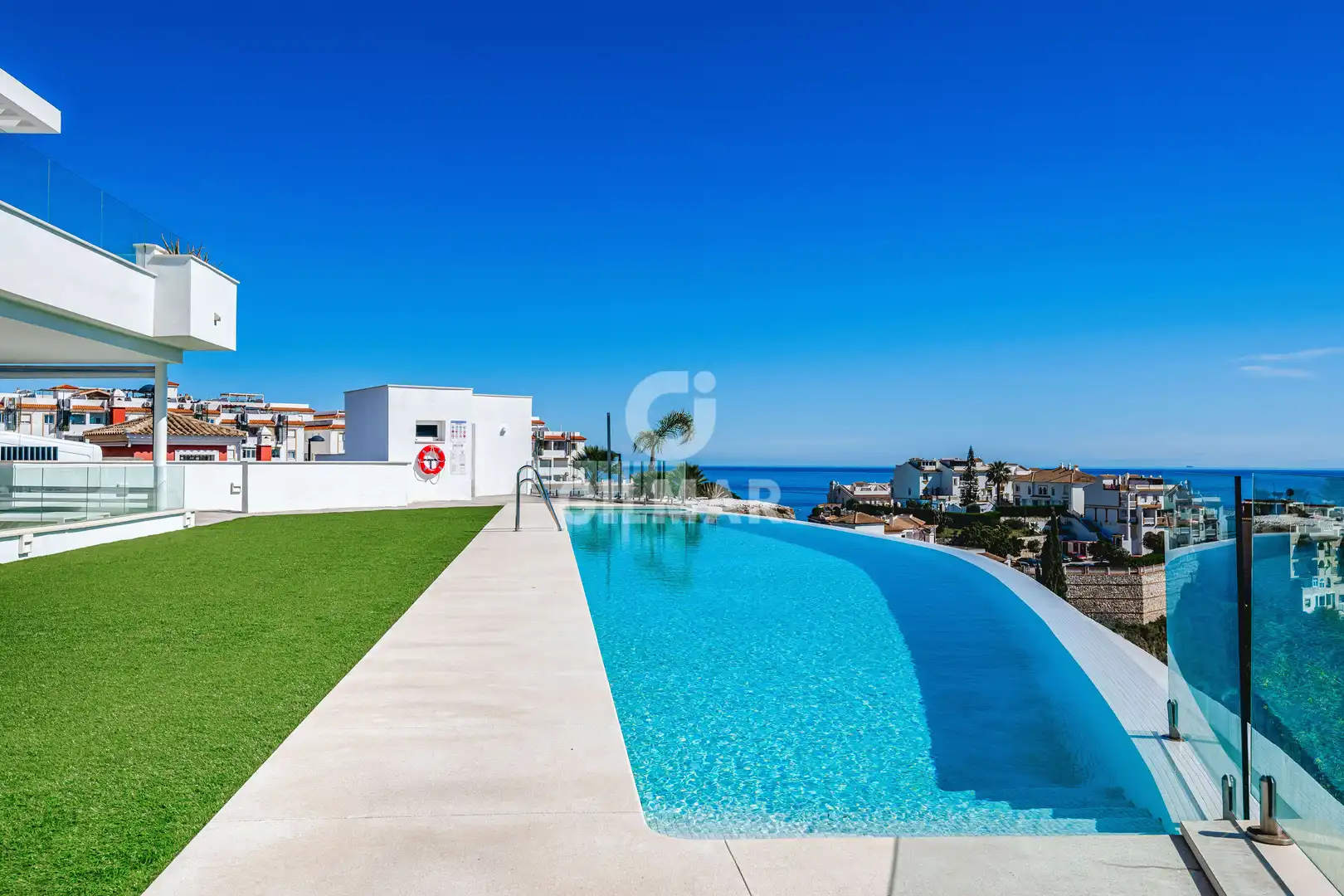 Piscina de Pis en venda en Benalmádena amb Calefacció, Traster i Piscina