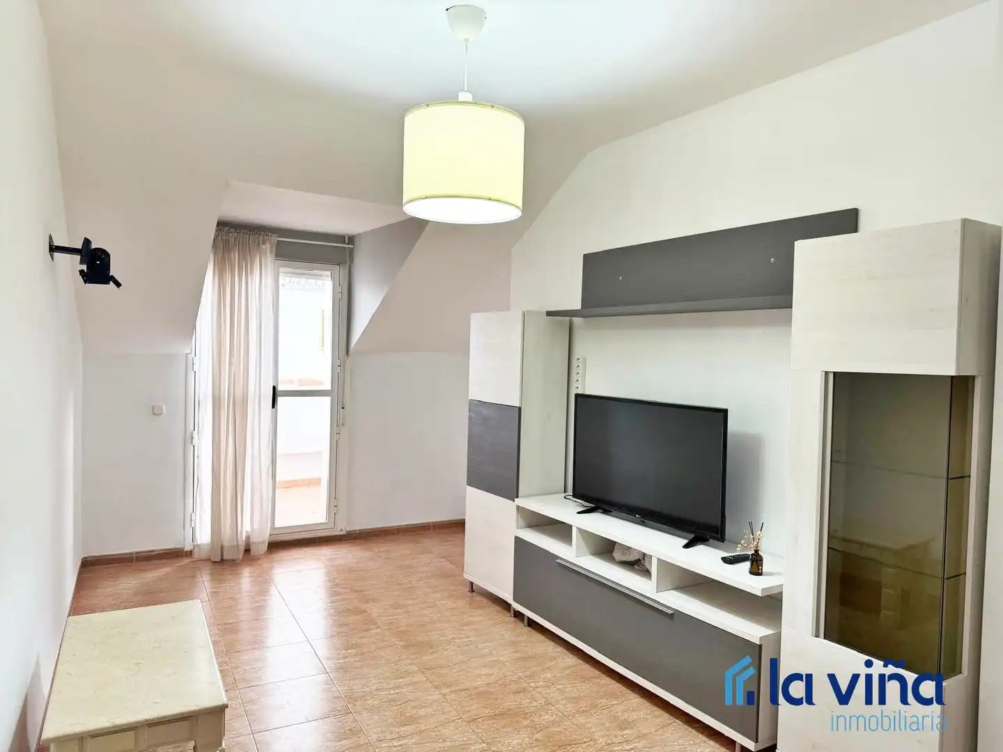 Living room of Attic for sale in Alameda  with Air Conditioner, Heating and Furnished