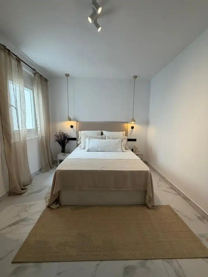 Bedroom of Flat for rent in Cádiz  with Air Conditioner, Furnished and Pets allowed