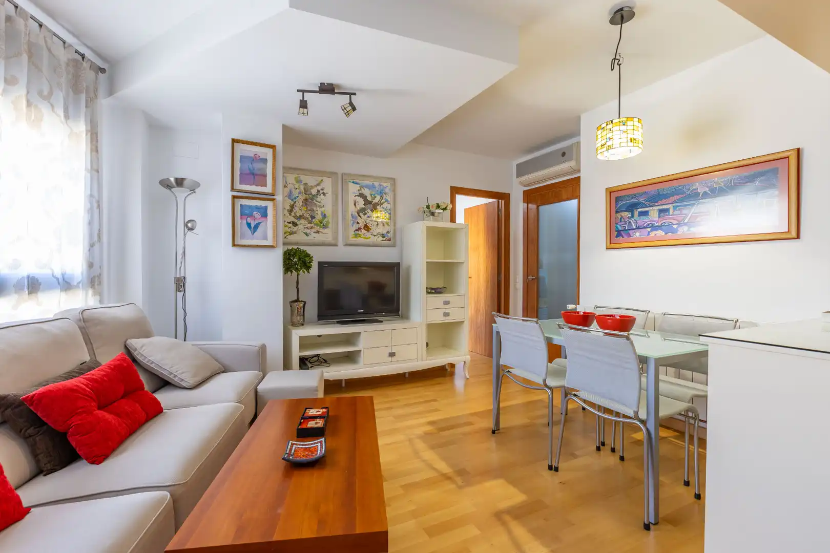 Sala de estar de Dúplex en venta en Gelida con Aire acondicionado, Calefacción y Parquet