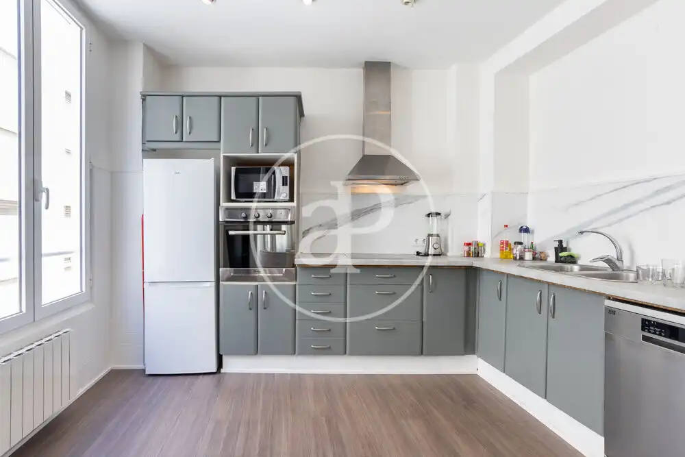 Kitchen of Flat for rent in Valencia  with Air Conditioner, Heating and Furnished