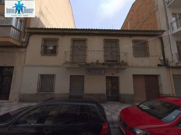Terreni e lotti in vendita a Industria