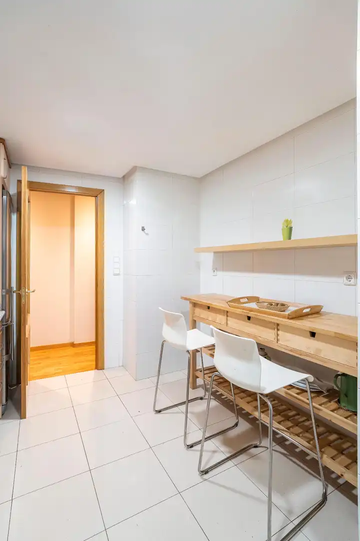 Schlafzimmer von Wohnungen zum Verkauf in A Coruña Capital  mit Heizung, Parkett und Abstellraum