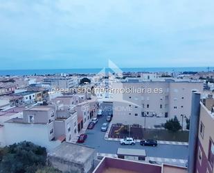 Exterior view of Attic for sale in Roquetas de Mar  with Terrace