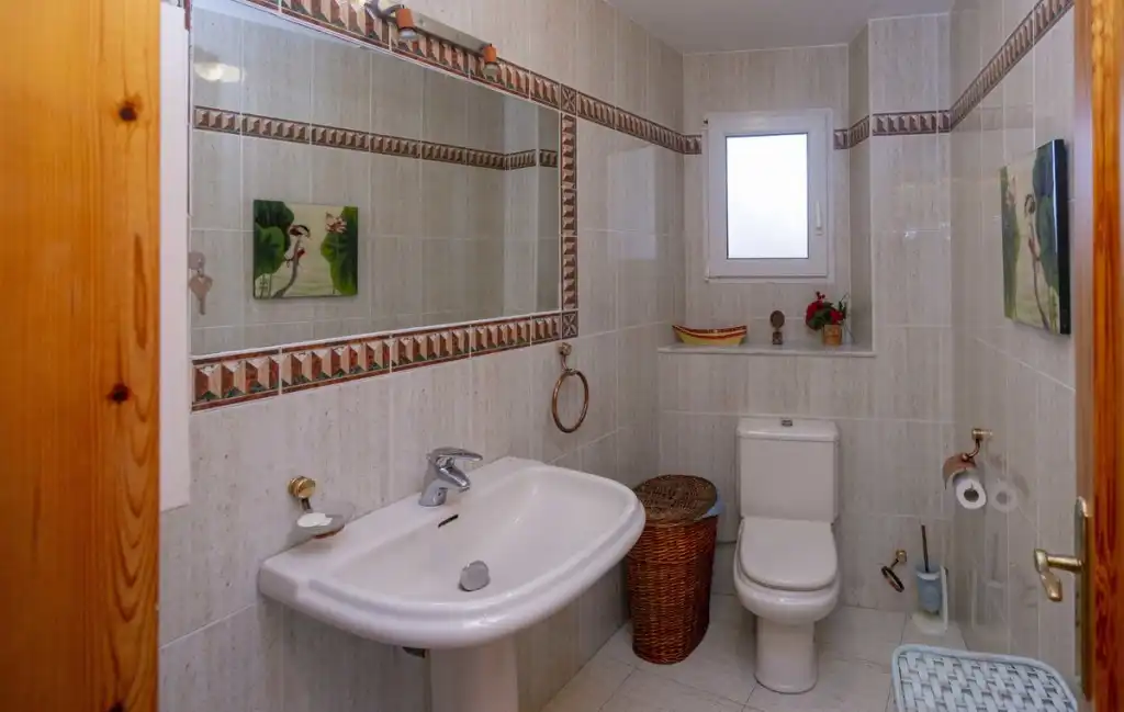 Chalet con piscina en venta en Las Chapas - El Rosario, imagen 9