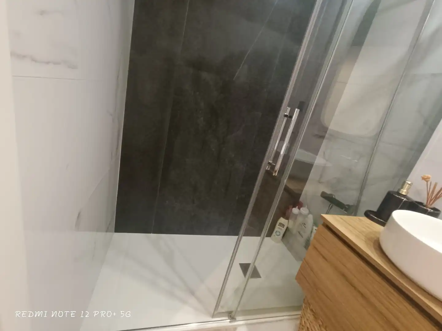 Badezimmer von Wohnung zum Verkauf in Calafell mit Klimaanlage, Heizung und Terrasse