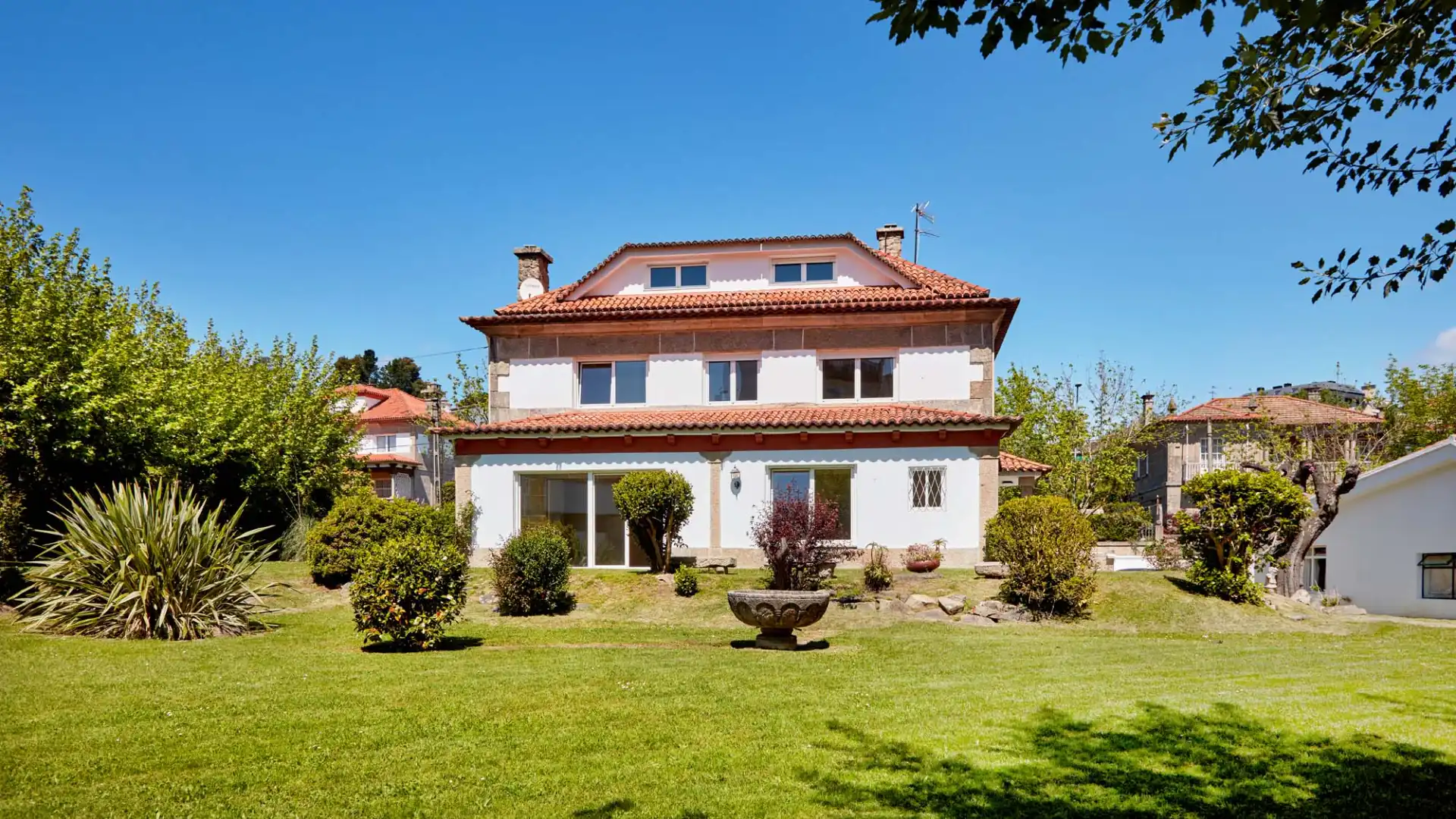 Exterior view of Houses for sale in Vigo   with Private garden and Storage room