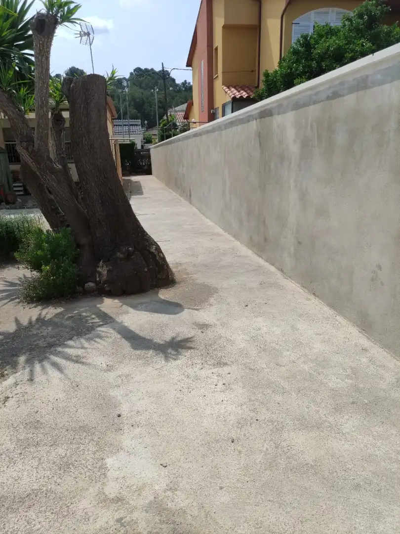 Exterior view of Houses for sale in Sant Andreu de la Barca  with Heating and Storage room