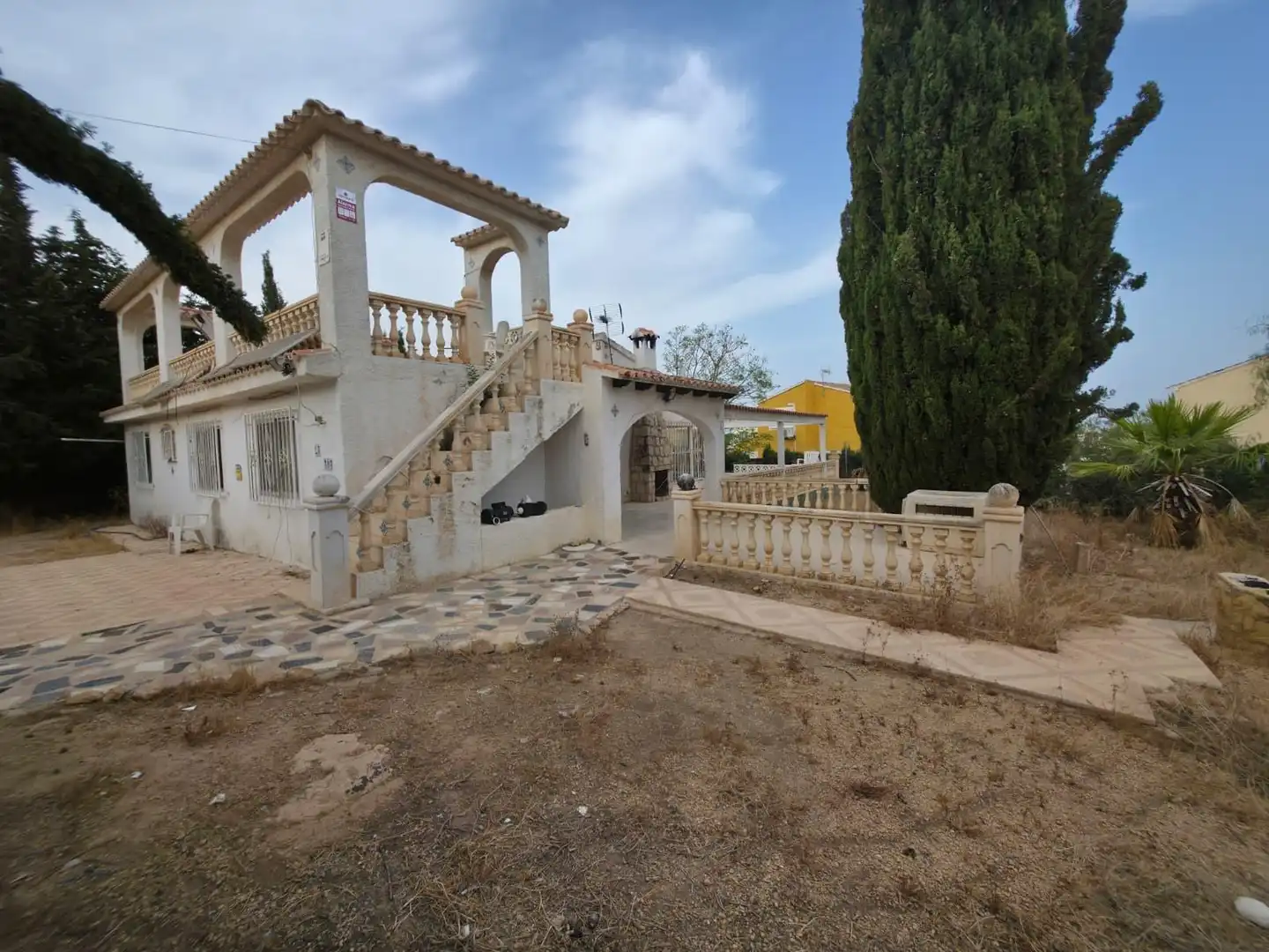Vista exterior de Casa o xalet en venda en La Nucia amb Aire condicionat, Jardí privat i Terrassa