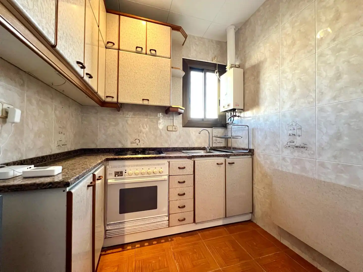 Kitchen of Flat for sale in Barcelona  with Alarm