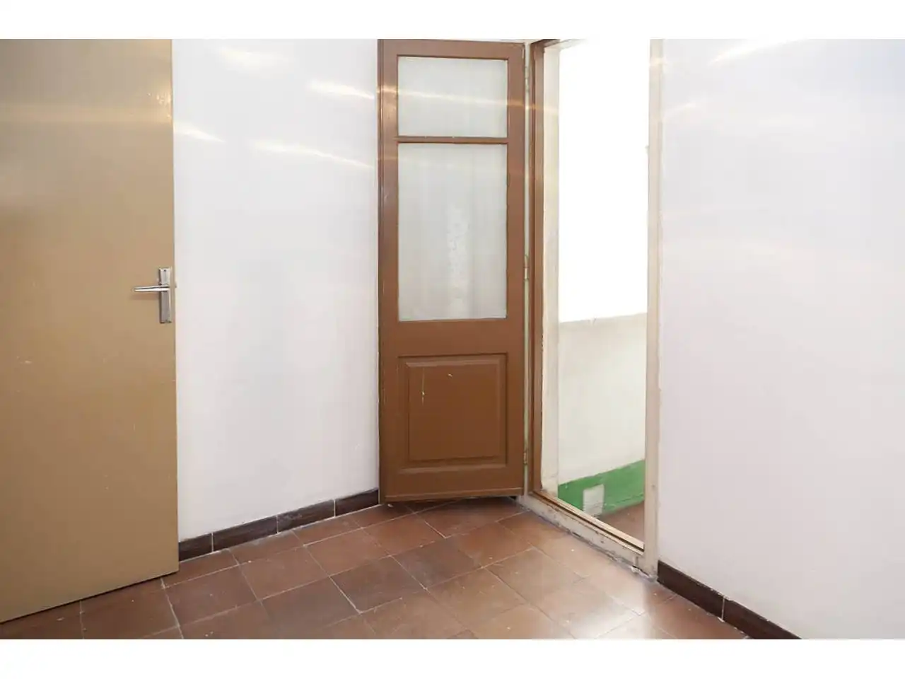 Piso en venta en L'Hospitalet de Llobregat con Balcón