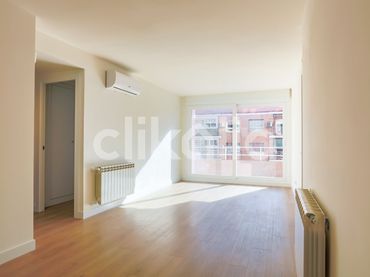 Piso con ascensor en venta en Ciudad Lineal