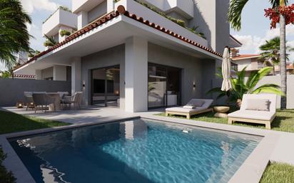 Piscina de Casa adosada en venda en San Miguel de Abona amb Aire condicionat, Jardí privat i Terrassa