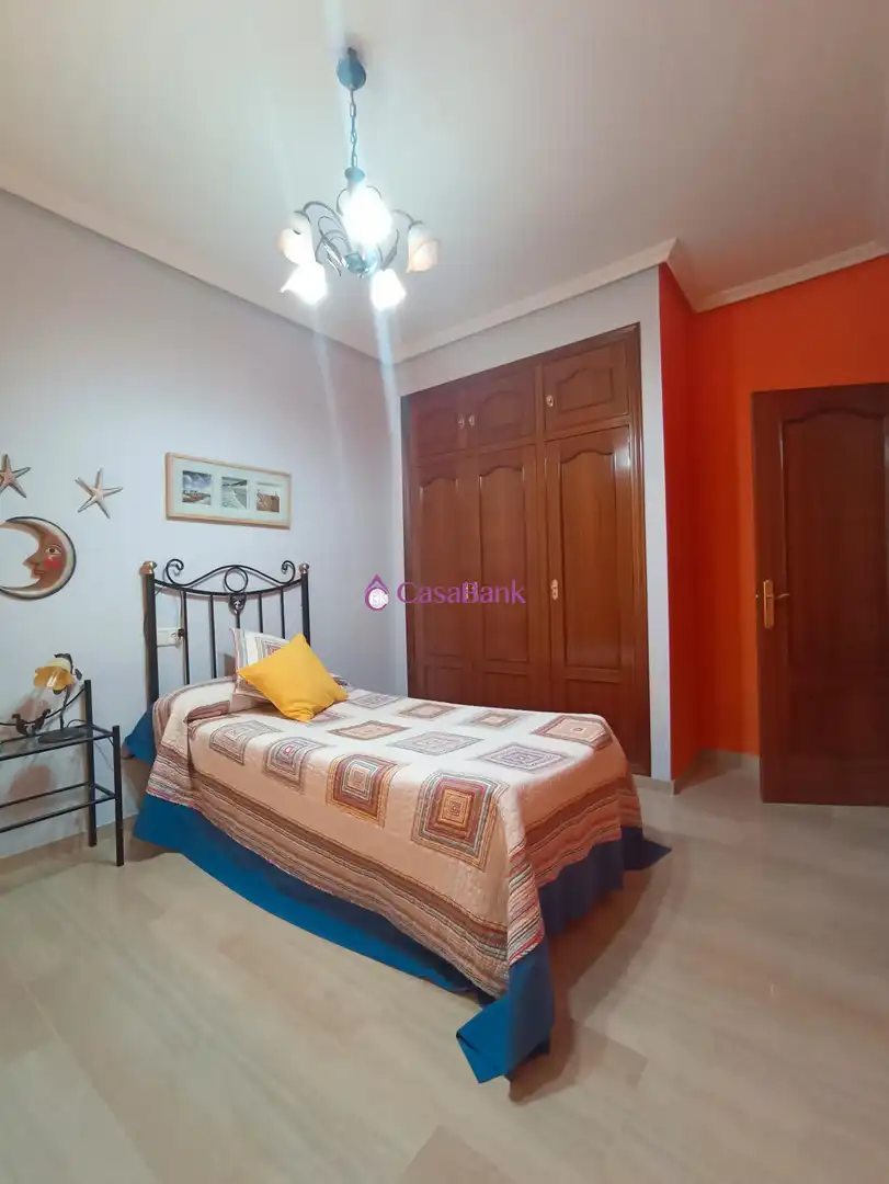 Casa con jardín en venta en Periurbano Oeste - Sierra, imagen 8