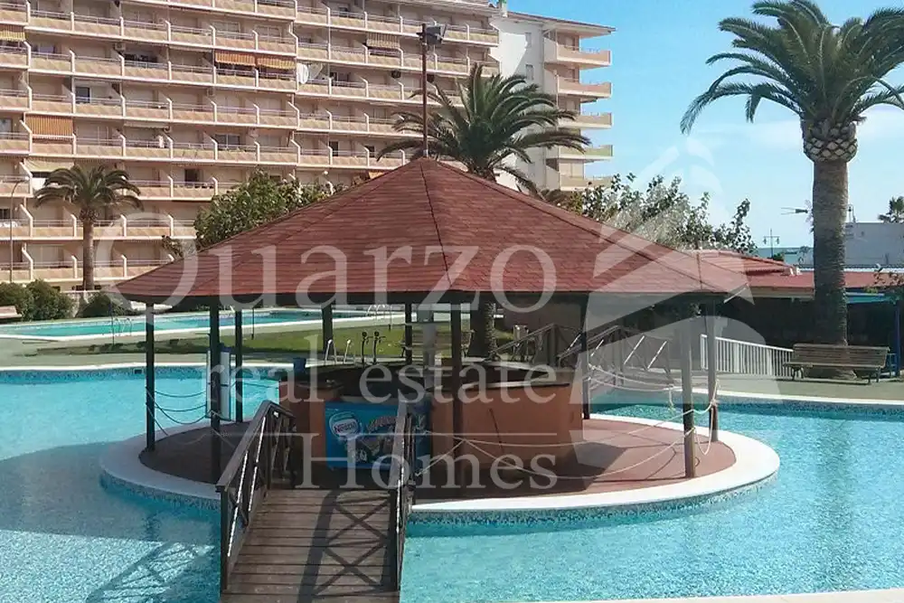 Vista exterior de Apartamento en venta en Peñíscola / Peníscola con Aire acondicionado, Calefacción y Amueblado