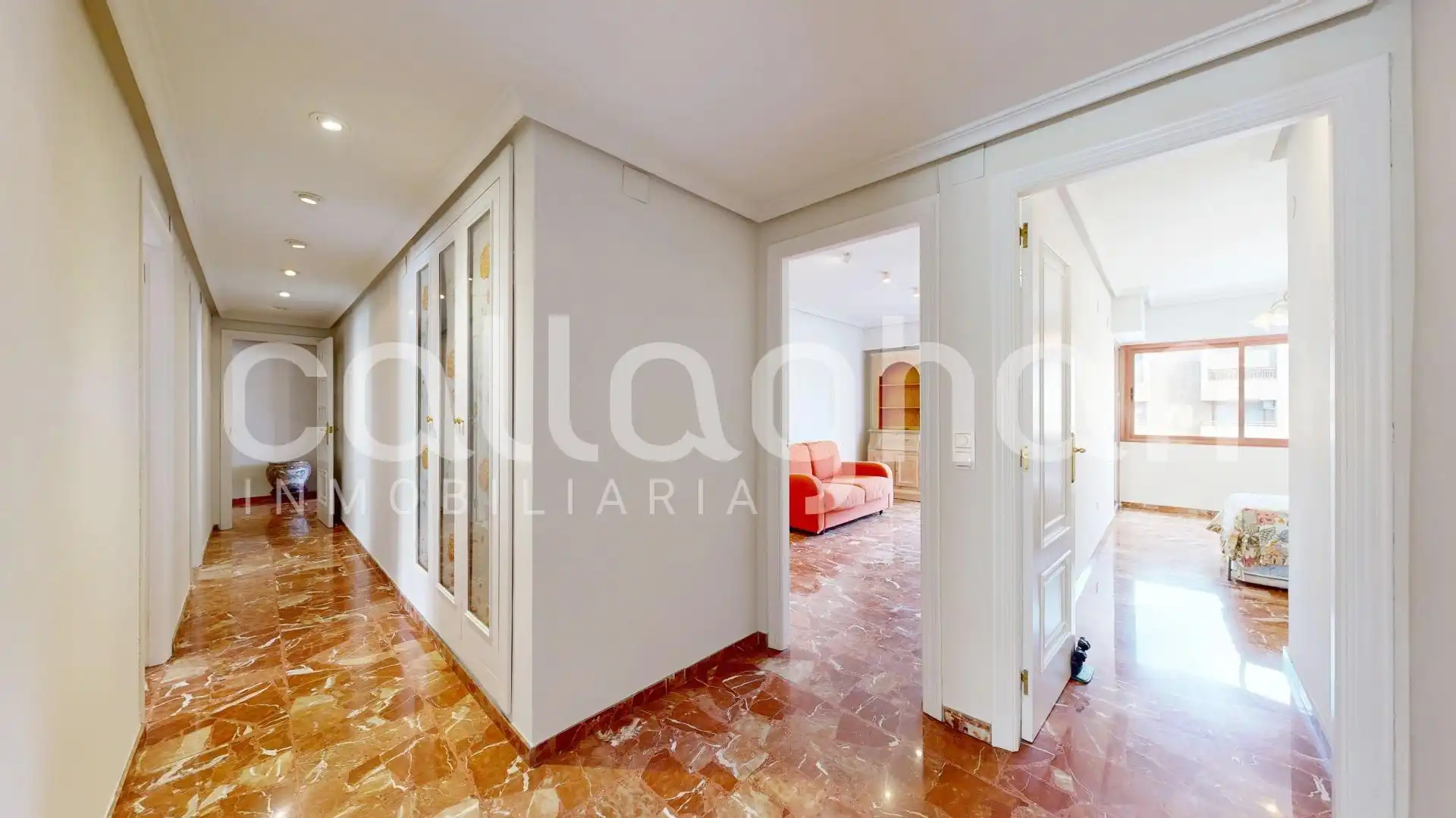Piso en venta en Valencia con Calefacción, Terraza y Balcón
