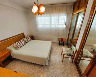 Dormitori de Apartament de lloguer en Benidorm amb Terrassa