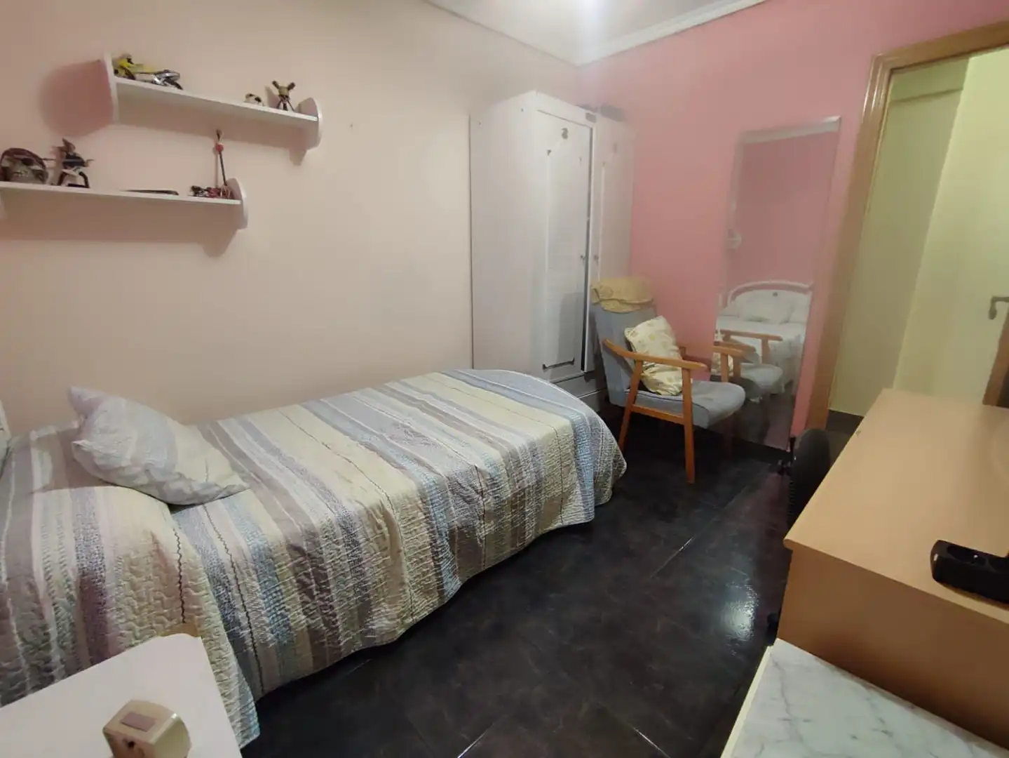 Casa a schiera con terrazza in vendita a Carrer del Poeta Llorente, imagen 18