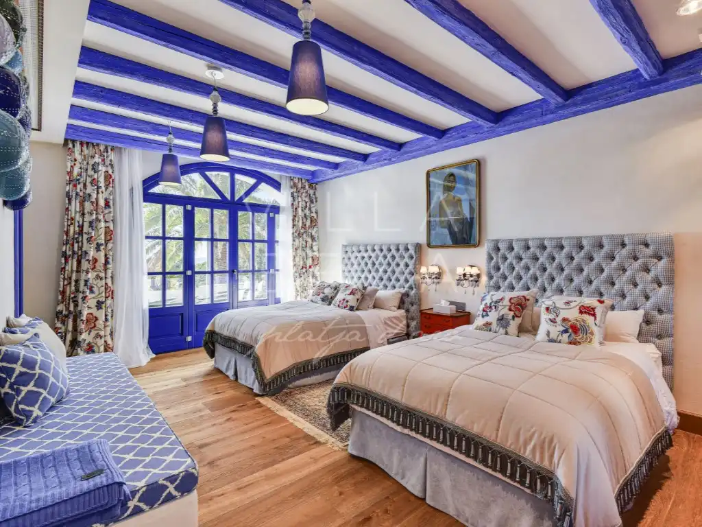 Habitación de Casa o chalet en venta en Castell d'Aro, Platja d'Aro i s'Agaró con Aire acondicionado, Calefacción y Jardín privado