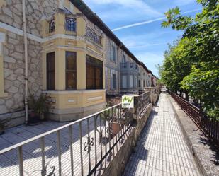 Exterior view of Single-family semi-detached for sale in Burgos Capital  with Private garden and Terrace