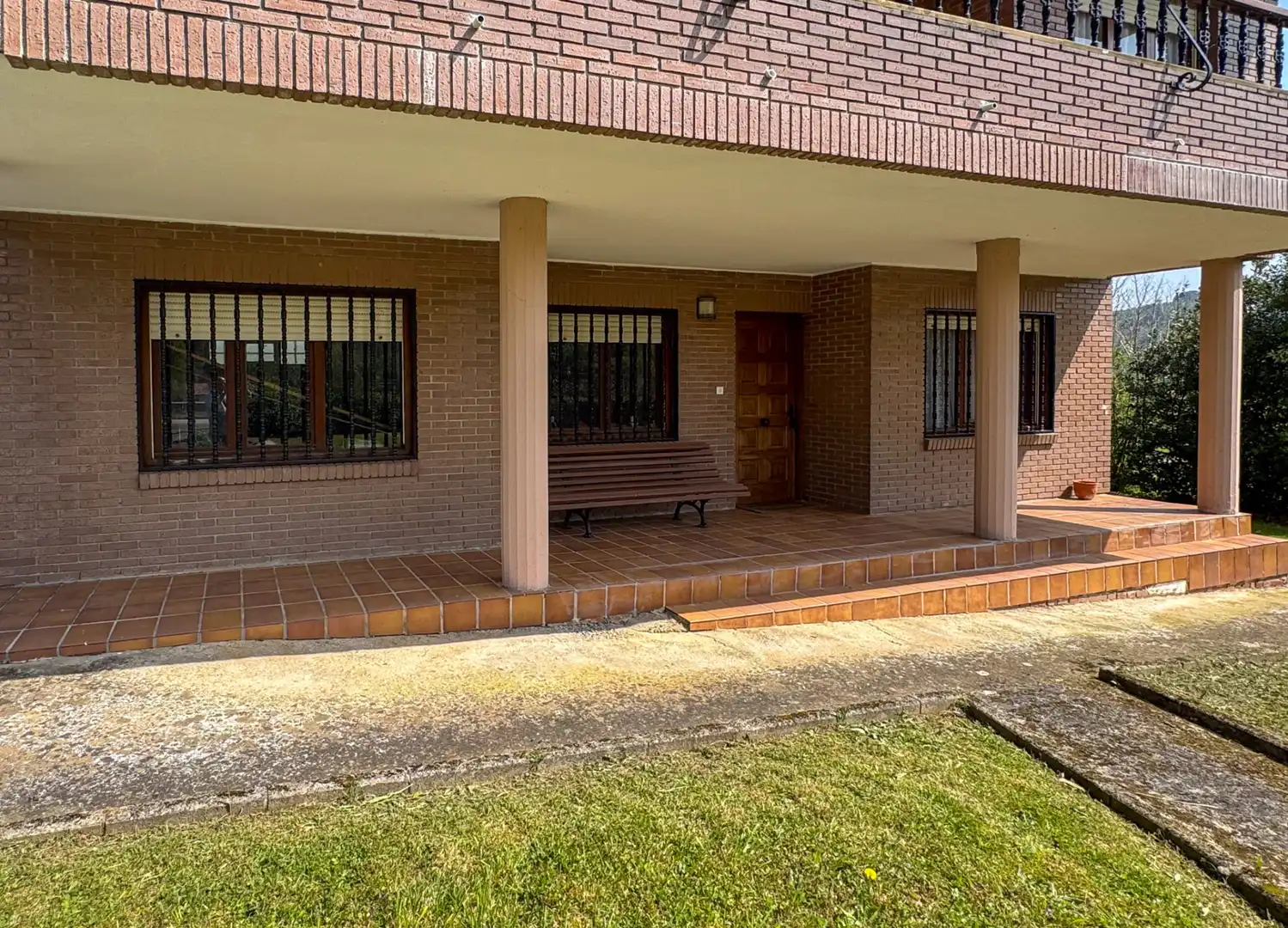 Vista exterior de Casa o chalet en venta en Alfoz de Lloredo con Jardín privado