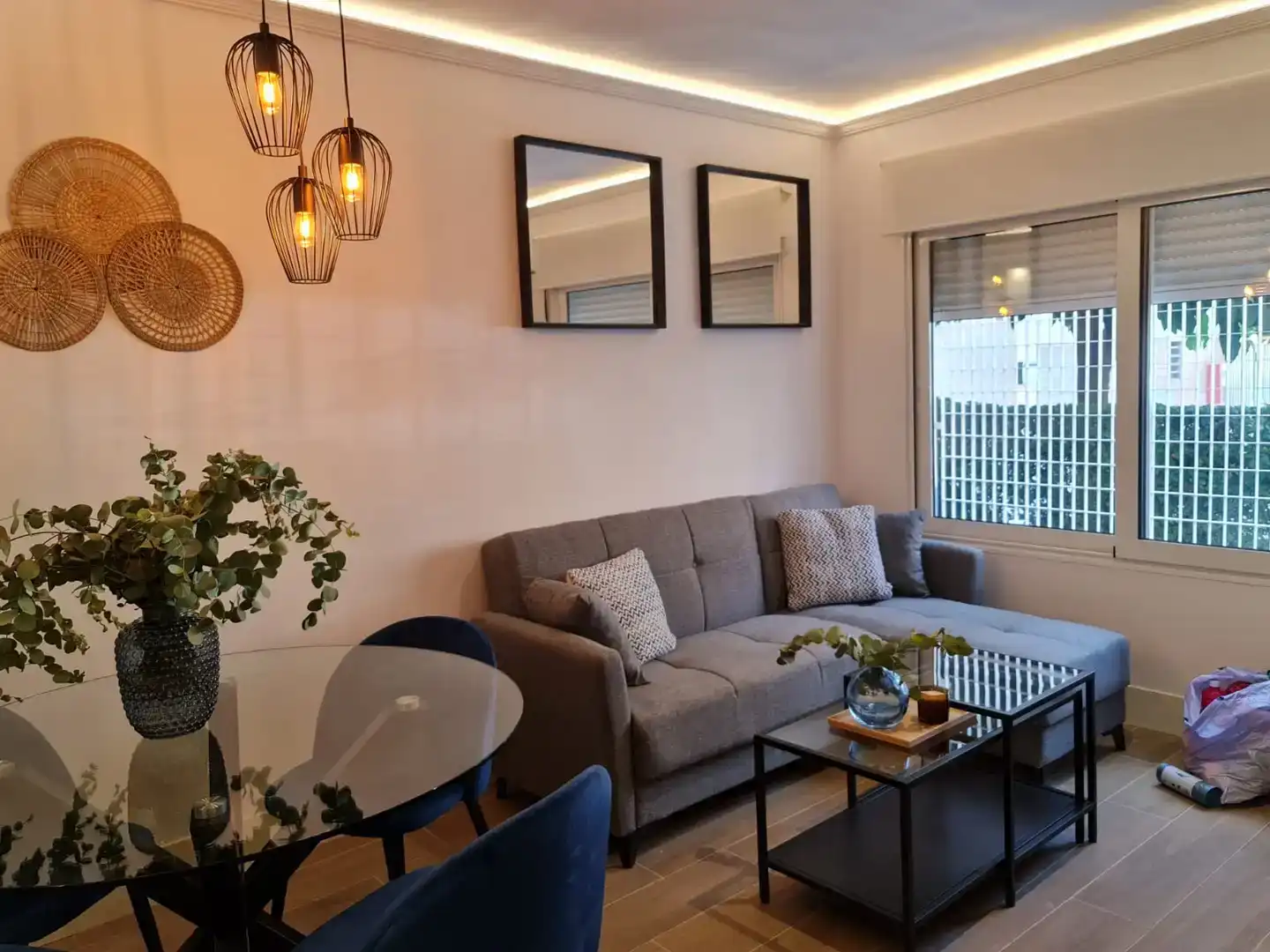 Sala d'estar de Apartament per a compartir en Madrid amb Aire condicionat, Parquet i Moblat