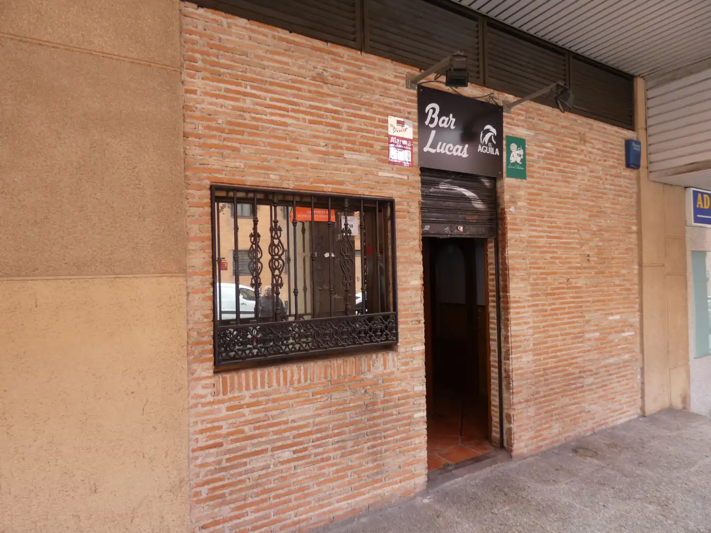 Local en venta en Madrid con Amueblado