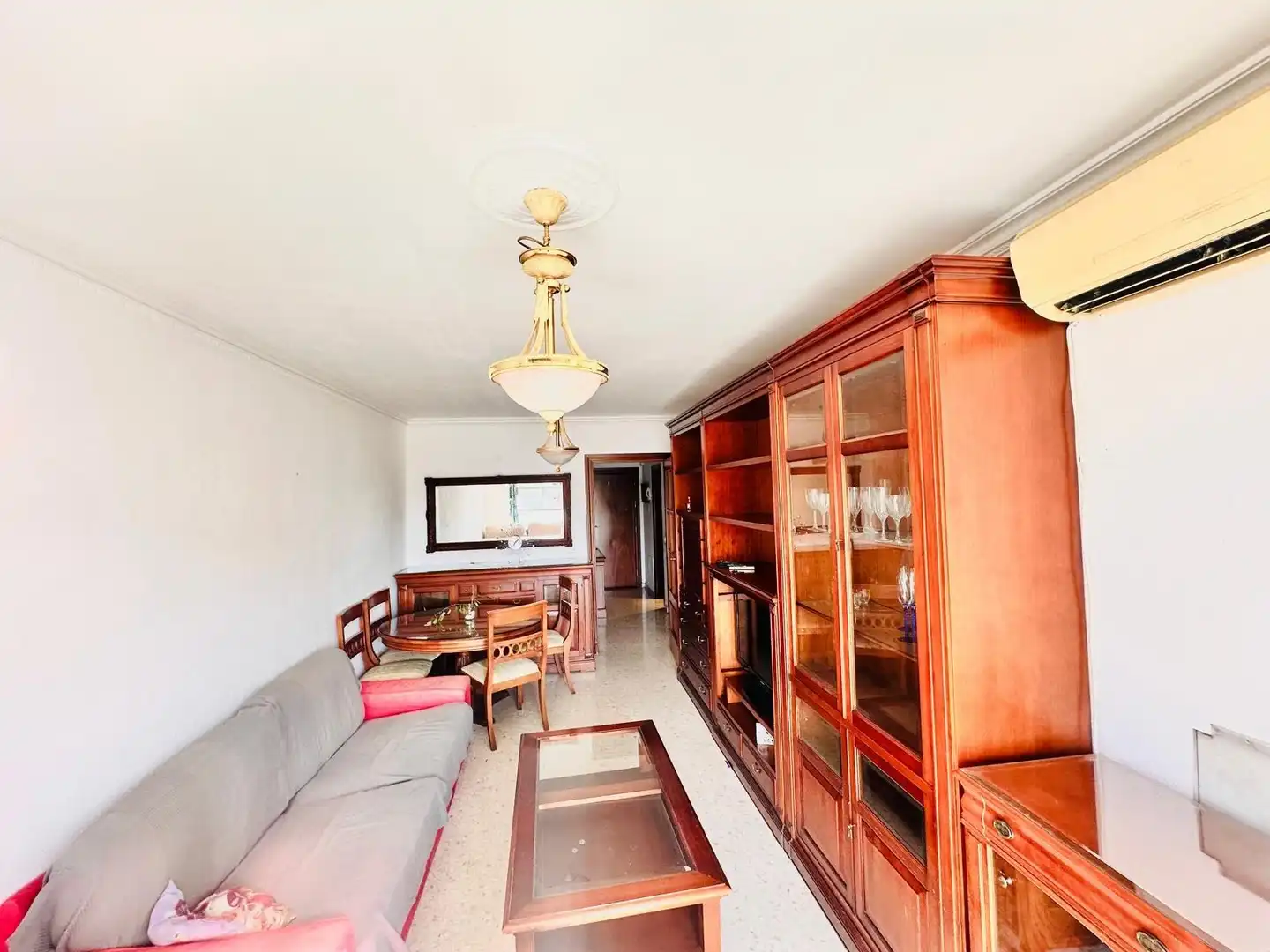 Piso en venta en Calle MONTSERRAT ROIG, Martiricos - La Roca - La Rosaleda