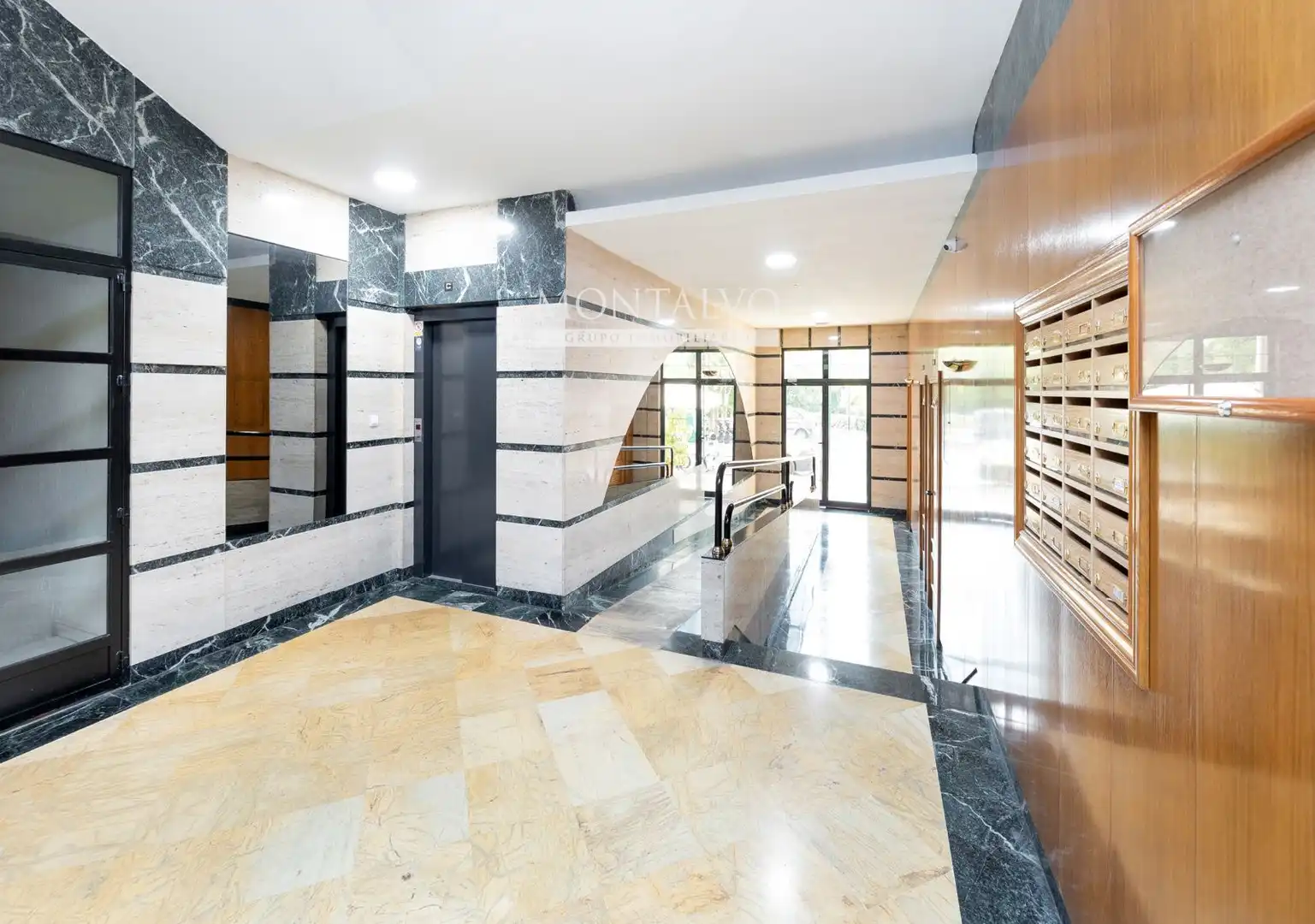 Flat for rent in Granada  with Heating, Terrace and Furnished