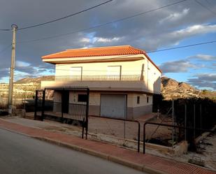 Vista exterior de Casa o xalet en venda en Abanilla amb Aire condicionat, Jardí privat i Terrassa