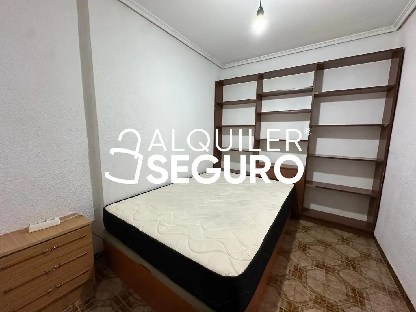 Bedroom of Flat for rent in Mislata  with Air Conditioner, Terrace and Furnished