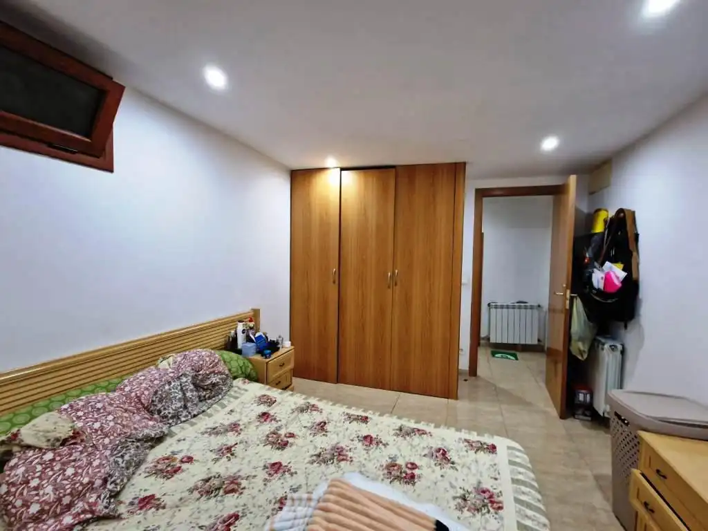 Dormitori de Casa o xalet en venda en Binéfar amb Calefacció, Terrassa i Traster