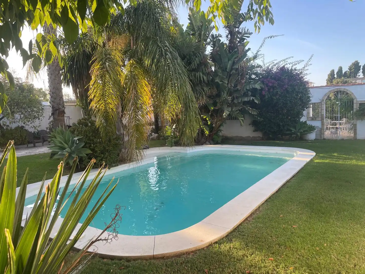 Piscina de Casa o chalet en venta en Sanlúcar de Barrameda con Jardín privado, Piscina y Internet