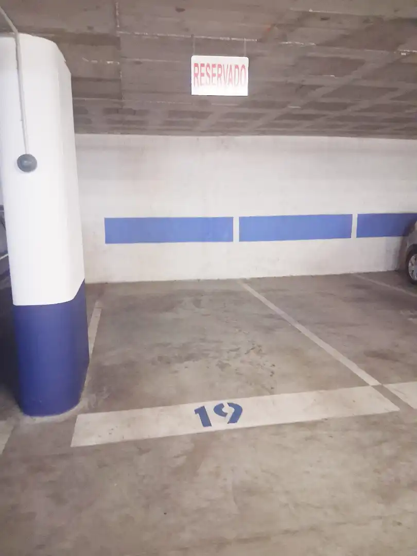 Einzelparkplatz mit Aufzug zur Miete in Camino de Ronda 101, imagen 6