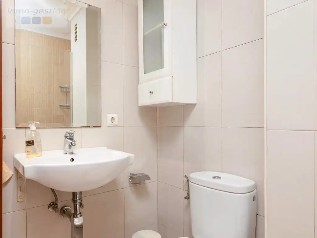 Bany de Edifici en venda en Córdoba