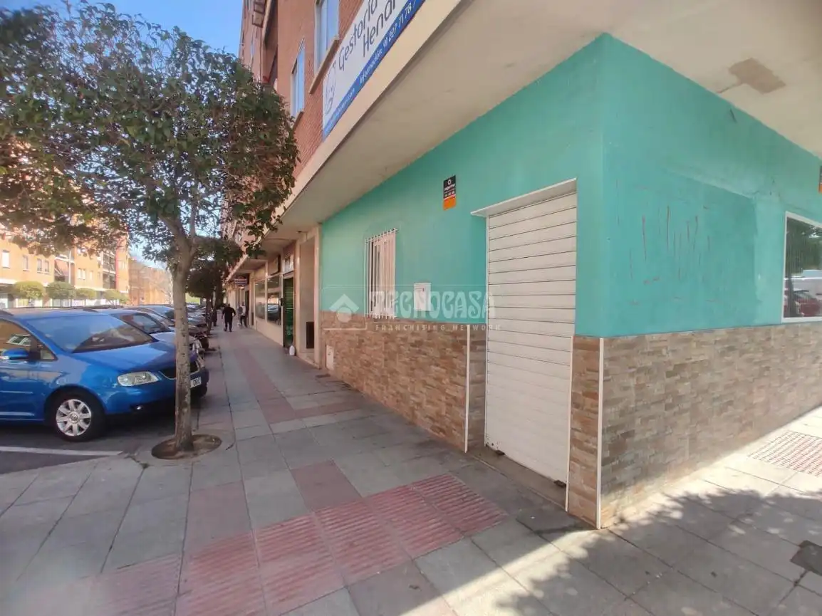 Vista exterior de Local de lloguer en San Fernando de Henares amb Aire condicionat